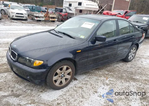 2004 BMW 325Xi z USA, uszkodzony, nr VIN WBAEU334X4PR07052